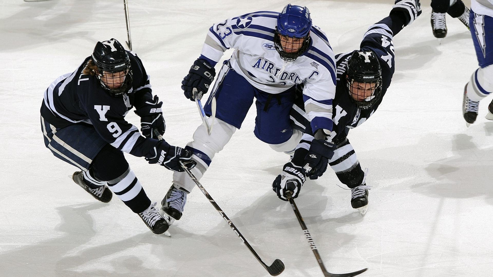 雄鹿碾压热火,哈利伯顿接管季后赛,新一代的崛起与旧秩序的崩塌