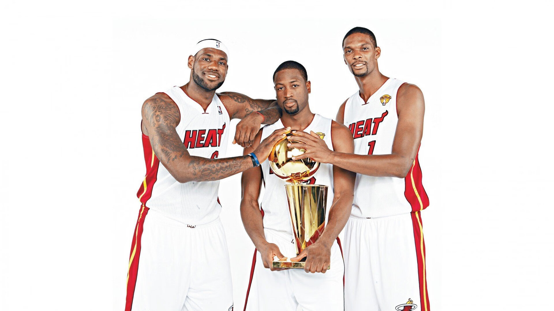 开拓者巅峰对决力克雄鹿,福克斯关键时刻化身关键先生